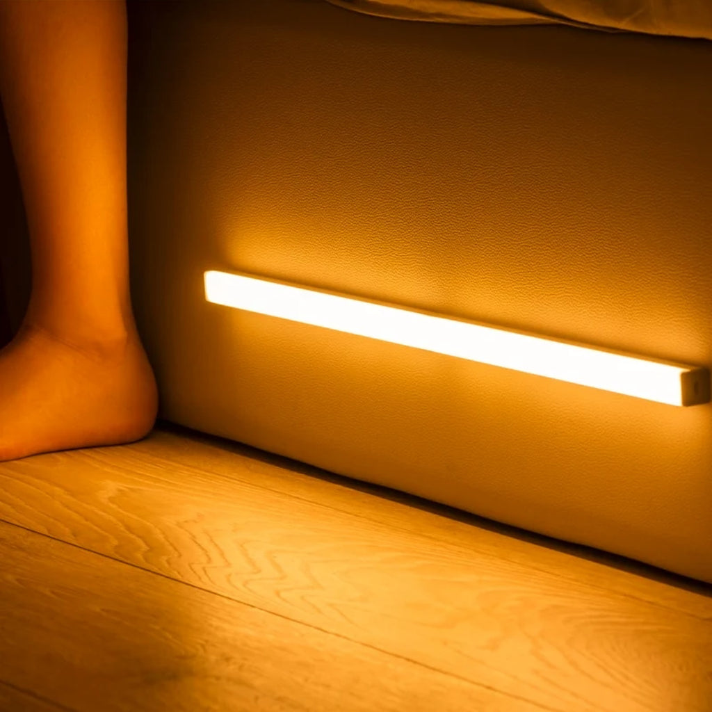 Motion sensor LED light bar, USB rechargeable